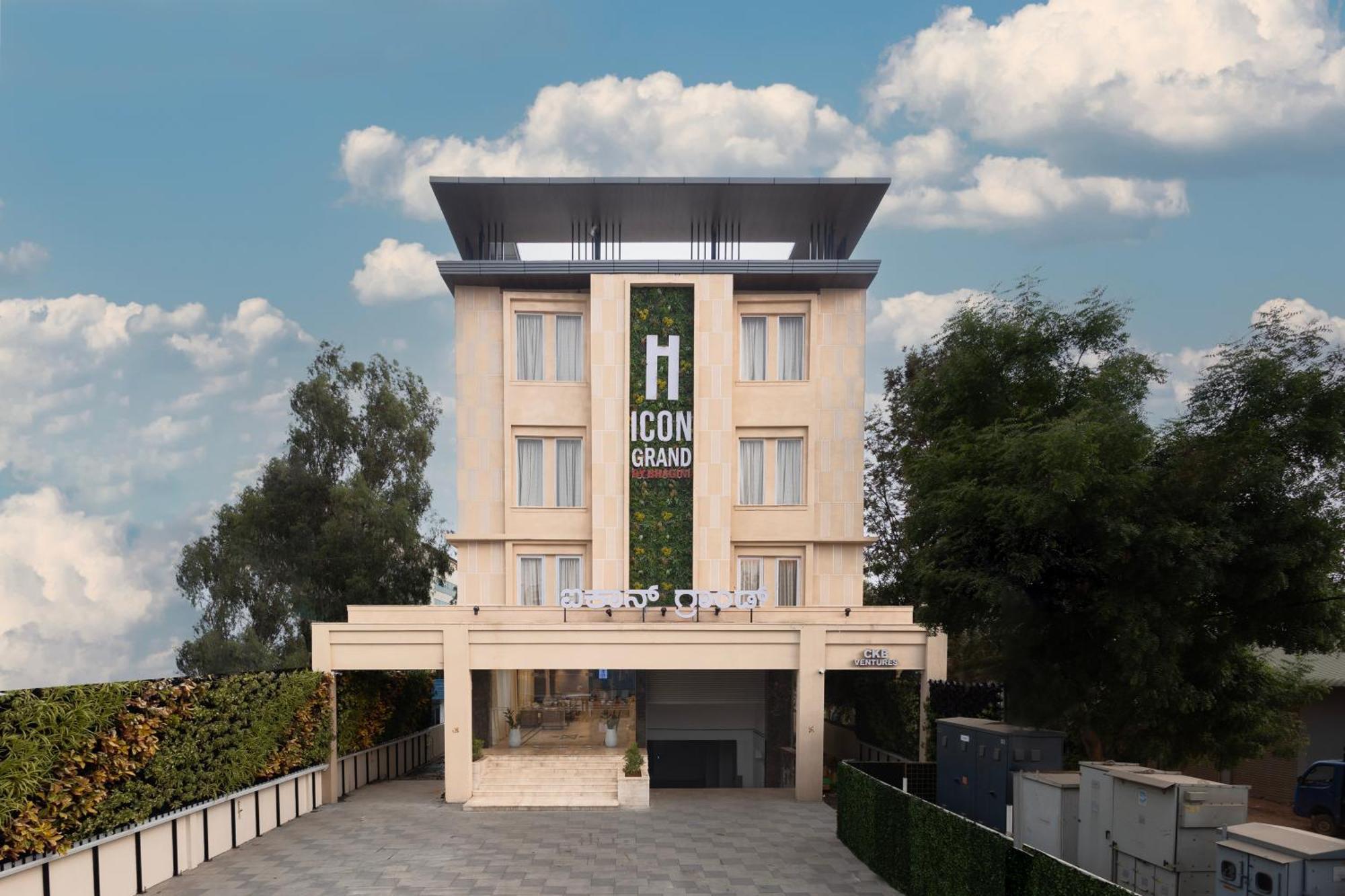 העיר בנגלור Icon Grand Hotel By Bhagini מראה חיצוני תמונה