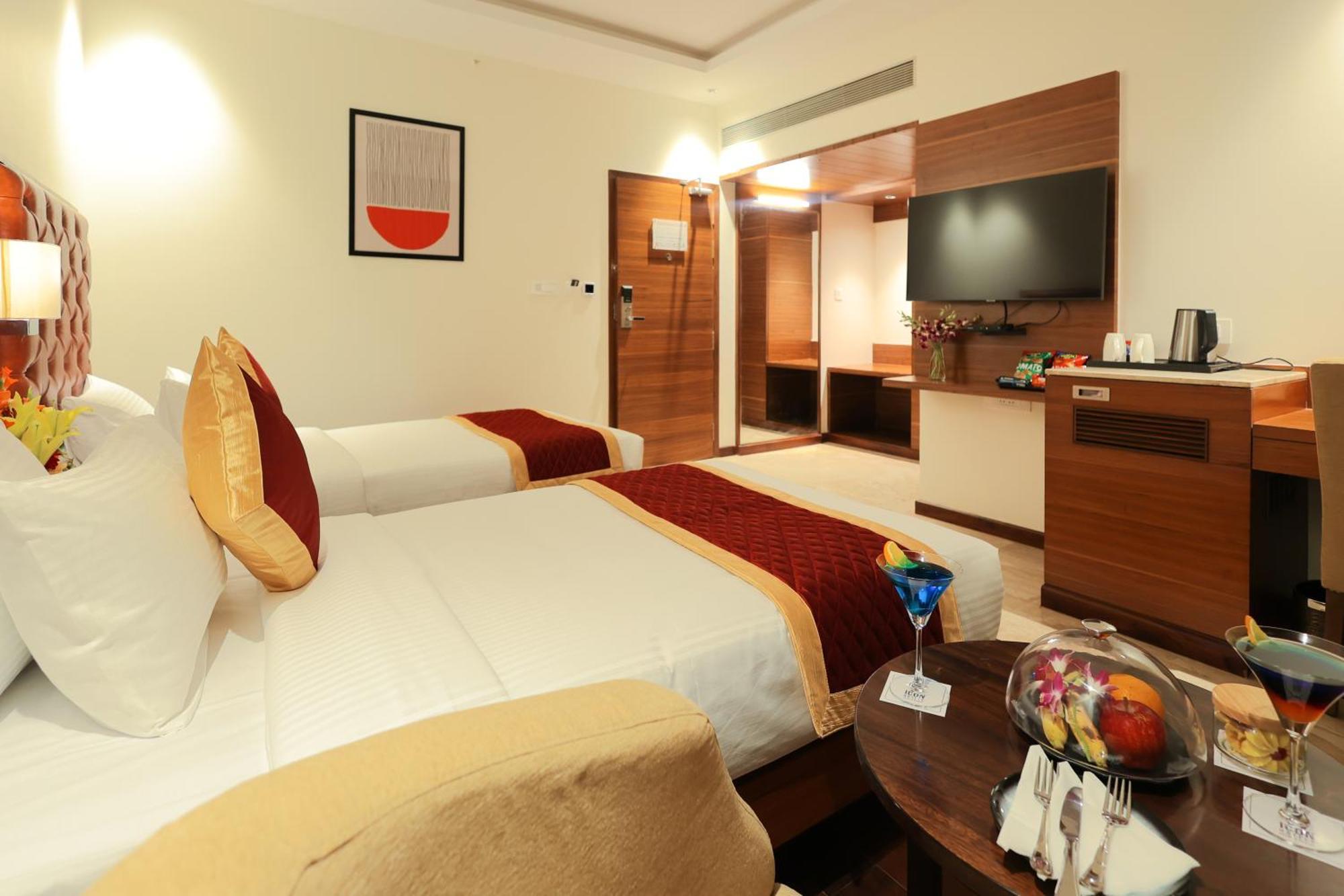 העיר בנגלור Icon Grand Hotel By Bhagini מראה חיצוני תמונה